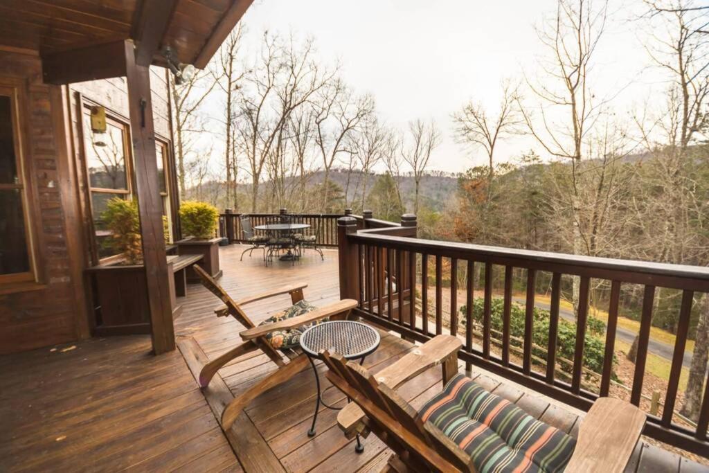 Christmas Lodge-Secluded Near Downtown Blue Ridge Exterior photo